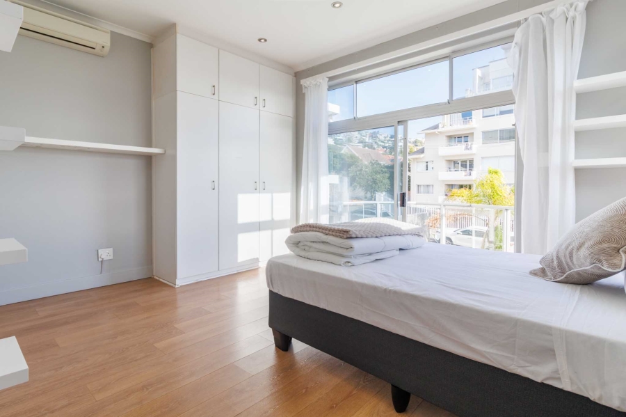 4 Bedroom Property for Sale in Bantry Bay Western Cape